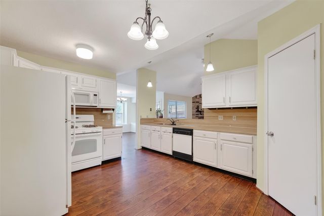 1906 Westbriar Court, Deer Park, TX 77536