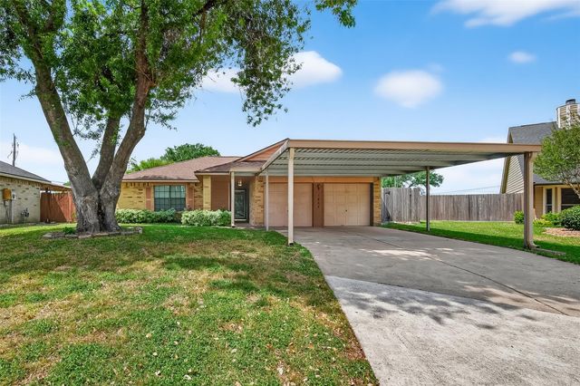 1906 Westbriar Court, Deer Park, TX 77536