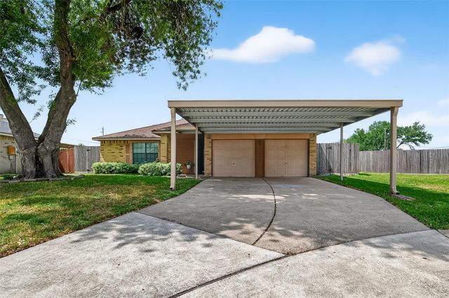 1906 Westbriar Court, Deer Park, TX 77536