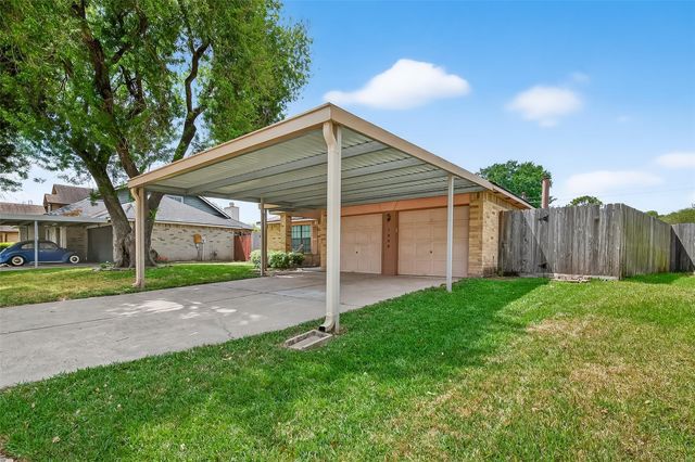 1906 Westbriar Court, Deer Park, TX 77536