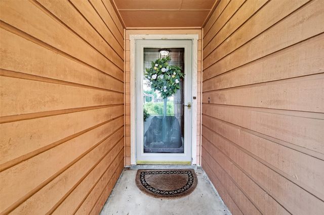 1906 Westbriar Court, Deer Park, TX 77536