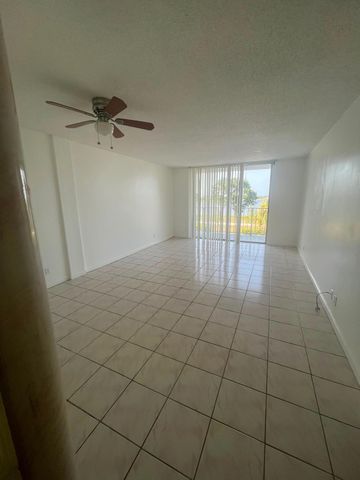 480 EXECUTIVE CENTER Drive 2F, West Palm Beach, FL 33401