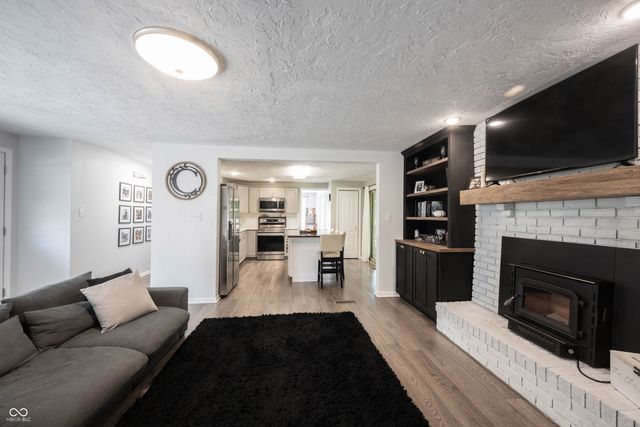 5595 S Cladwell Drive, Pendleton, IN 46064