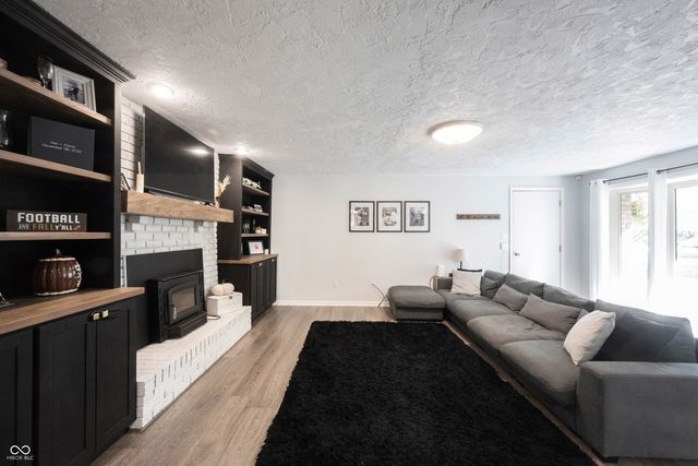 5595 S Cladwell Drive, Pendleton, IN 46064