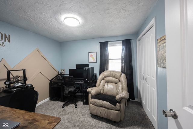 5595 S Cladwell Drive, Pendleton, IN 46064