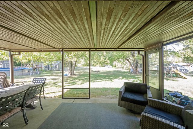 5595 S Cladwell Drive, Pendleton, IN 46064