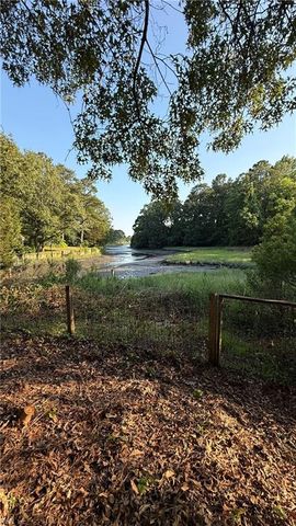222 Sparrow RD, Chesapeake, VA 23325
