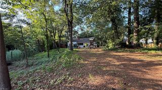222 Sparrow RD, Chesapeake, VA 23325