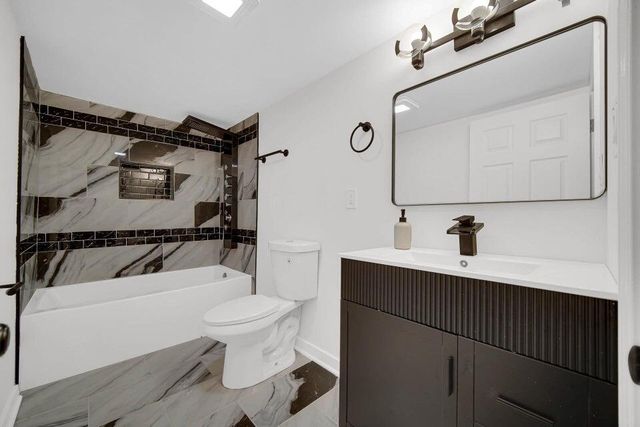 2728 162nd Street, Hammond, IN 46323