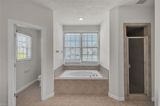 309 Sweetbay DR, Chesapeake, VA 23322