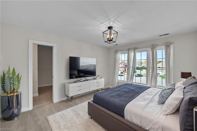 309 Sweetbay DR, Chesapeake, VA 23322