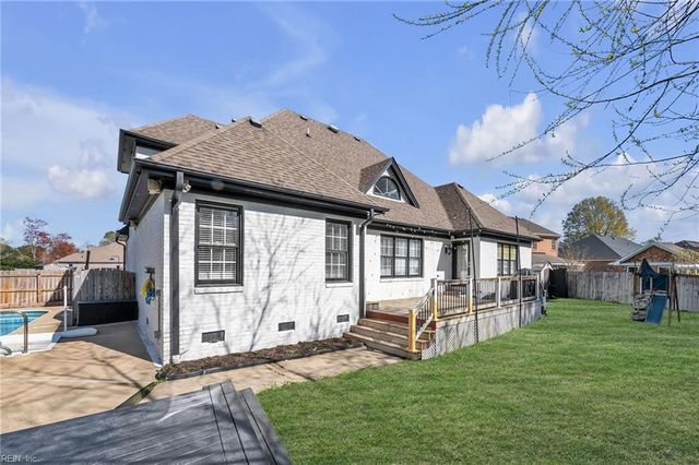 309 Sweetbay DR, Chesapeake, VA 23322