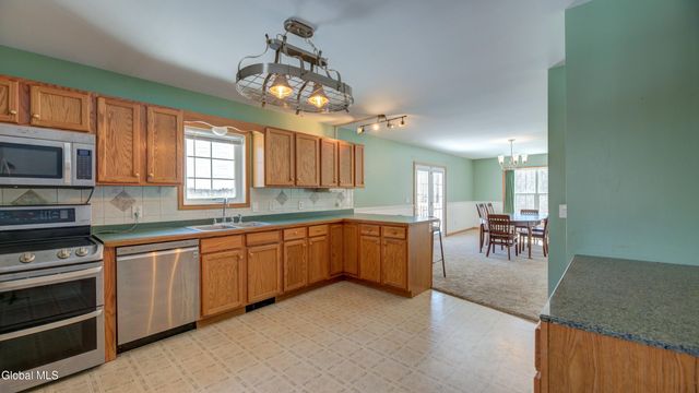 196 County Highway 123, Mayfield, NY 12117