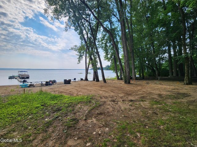 196 County Highway 123, Mayfield, NY 12117