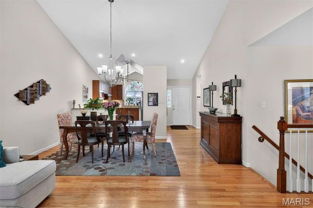 11905 Moorland Woods Circle, St Louis, MO 63146