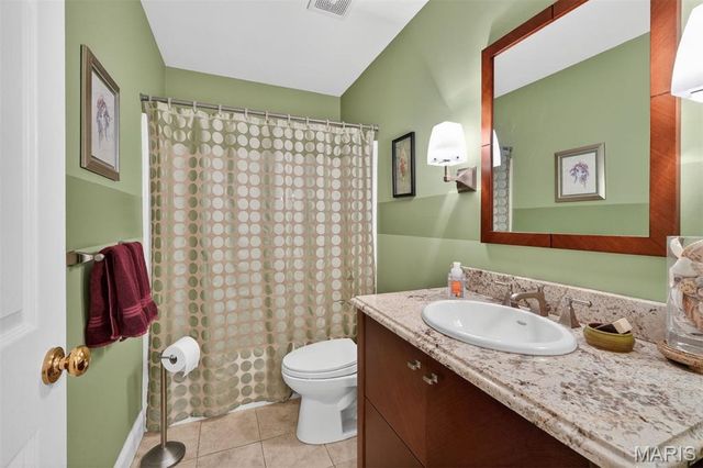 11905 Moorland Woods Circle, St Louis, MO 63146