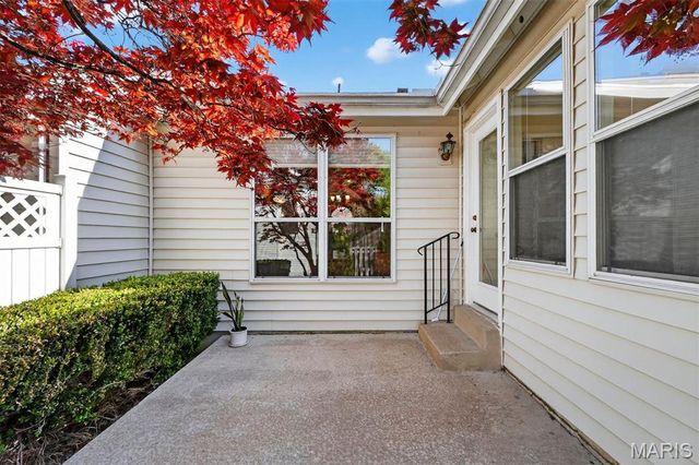 11905 Moorland Woods Circle, St Louis, MO 63146