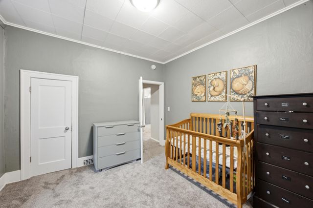 1017 14th Street S, Fargo, ND 58103