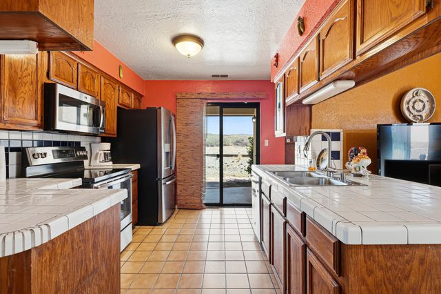 3 Stella Court, Belen, NM 87002