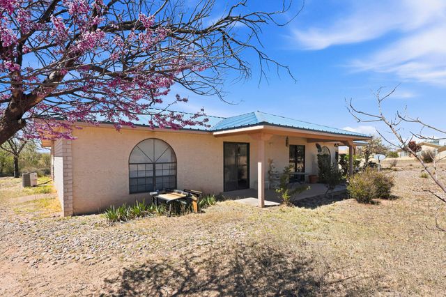 3 Stella Court, Belen, NM 87002