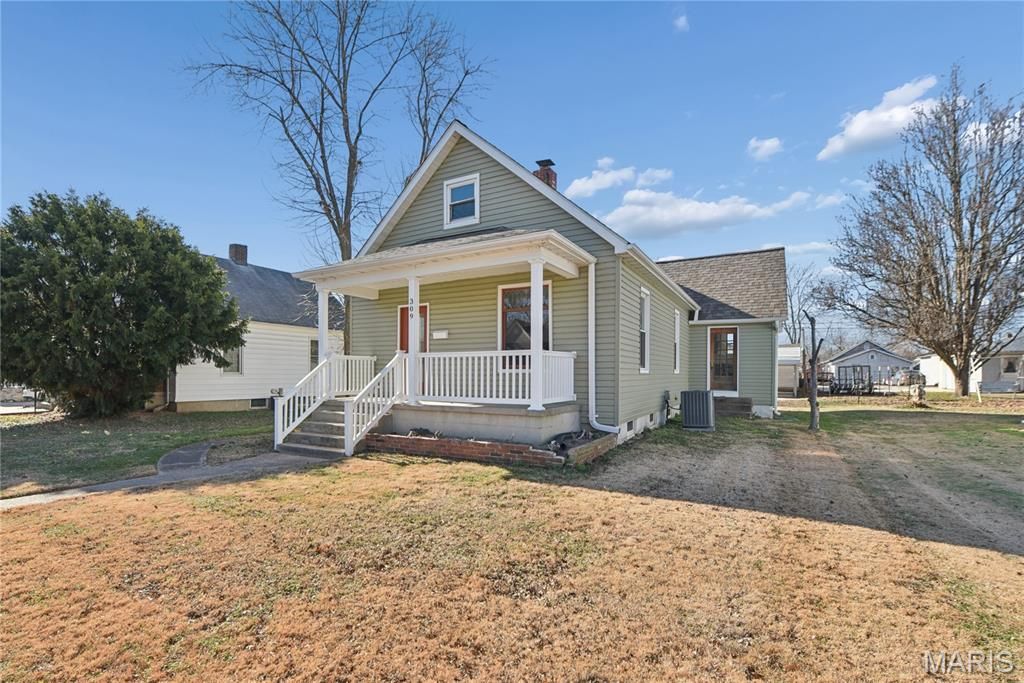 309 Jefferson Avenue, Crystal City, MO 63019