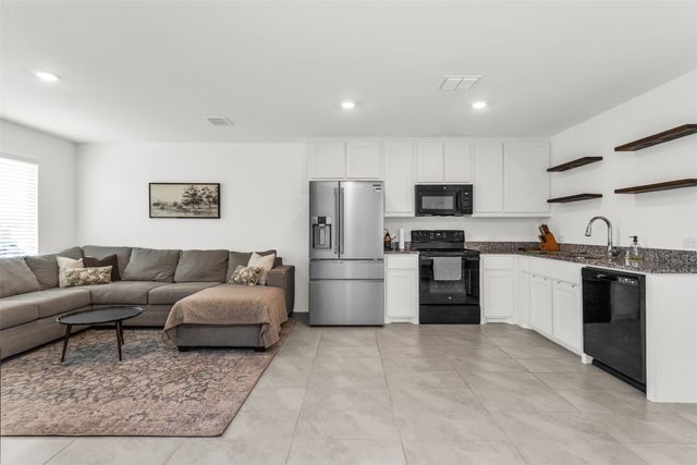 152 Thresher Lane, Princeton, TX 75407