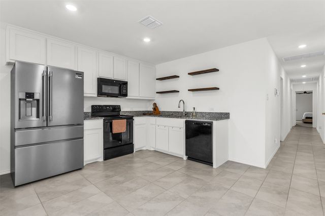 152 Thresher Lane, Princeton, TX 75407