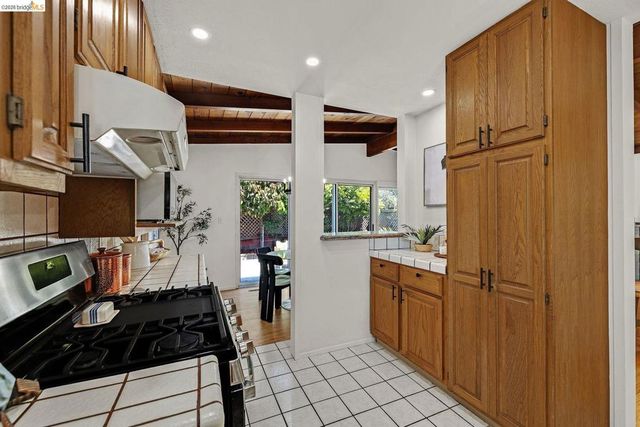 16164 Via Walter, San Lorenzo, CA 94580