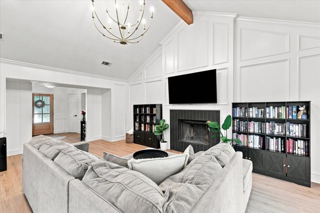 218 Creekside Lane, Coppell, TX 75019