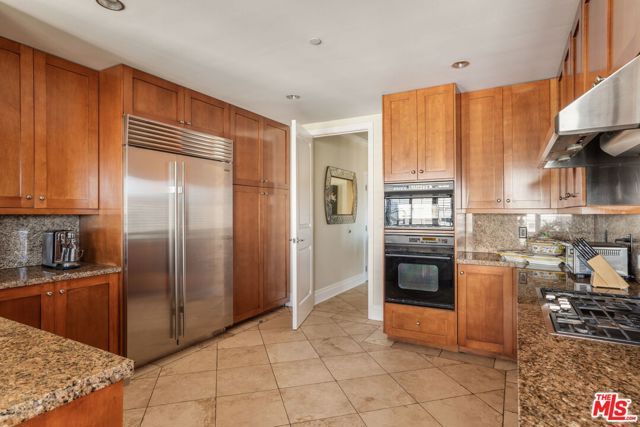 10727 Wilshire Boulevard 1904, Los Angeles, CA 90024