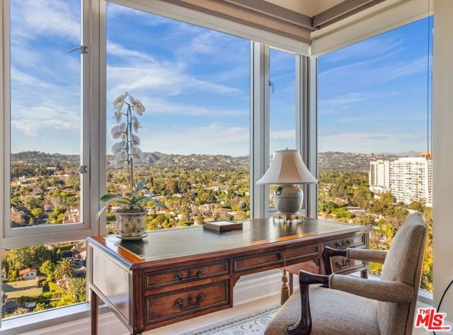 10727 Wilshire Boulevard 1904, Los Angeles, CA 90024