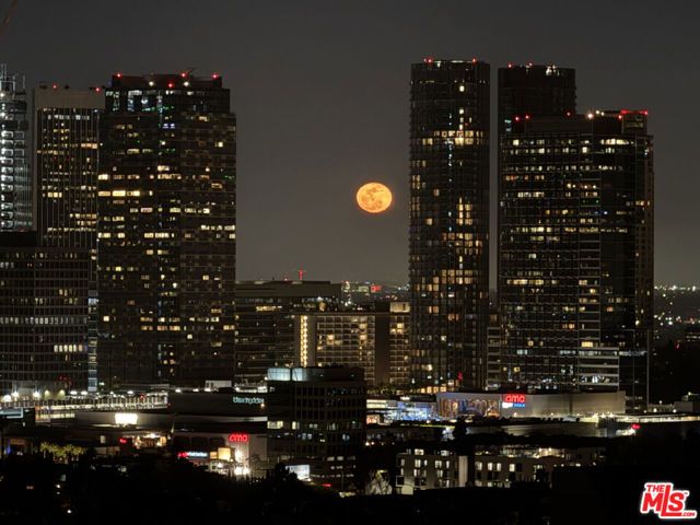 10727 Wilshire Boulevard 1904, Los Angeles, CA 90024