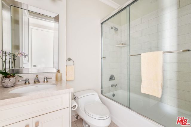 10727 Wilshire Boulevard 1904, Los Angeles, CA 90024