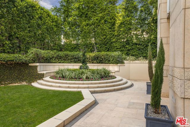 10727 Wilshire Boulevard 1904, Los Angeles, CA 90024