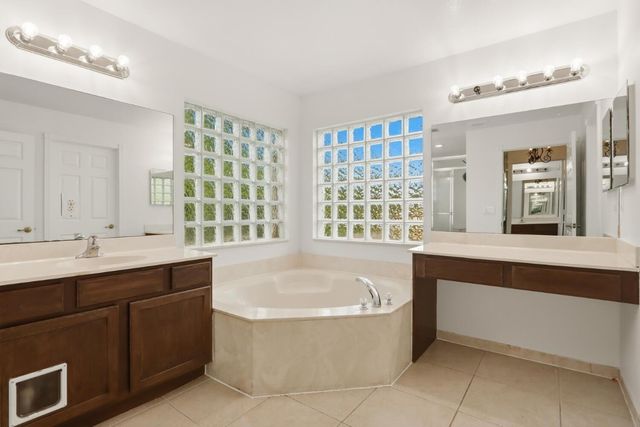 1085 Center Stone Lane, Riviera Beach, FL 33404