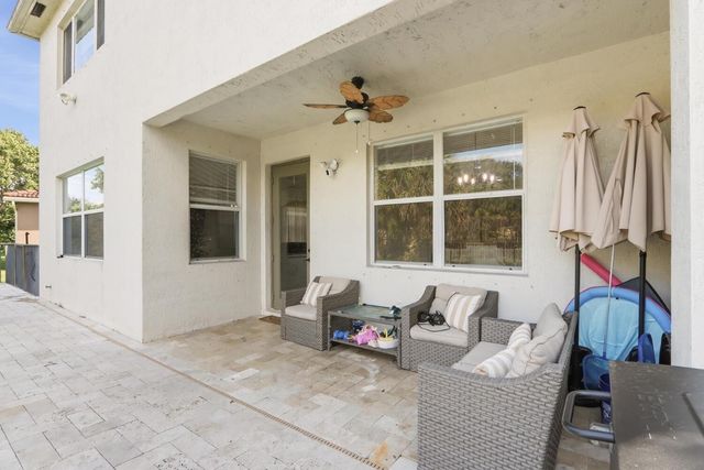 1085 Center Stone Lane, Riviera Beach, FL 33404