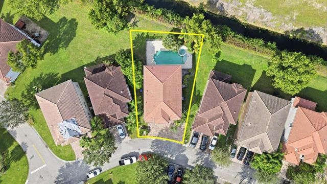 1085 Center Stone Lane, Riviera Beach, FL 33404