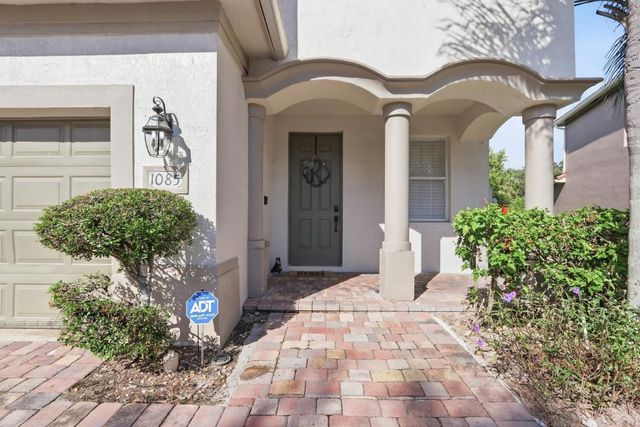 1085 Center Stone Lane, Riviera Beach, FL 33404