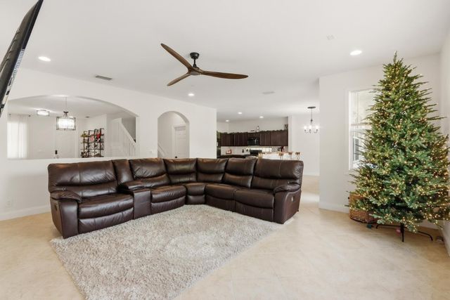 1085 Center Stone Lane, Riviera Beach, FL 33404