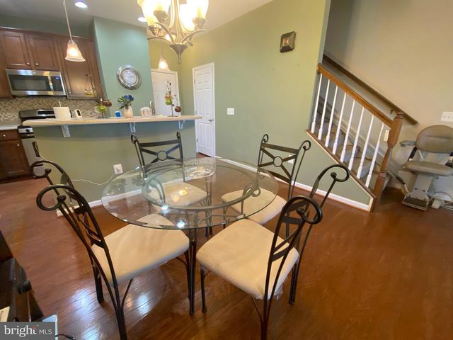 9461 STONEWALL RD, Manassas, VA 20110