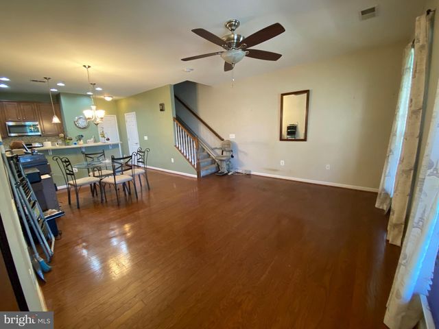 9461 STONEWALL RD, Manassas, VA 20110