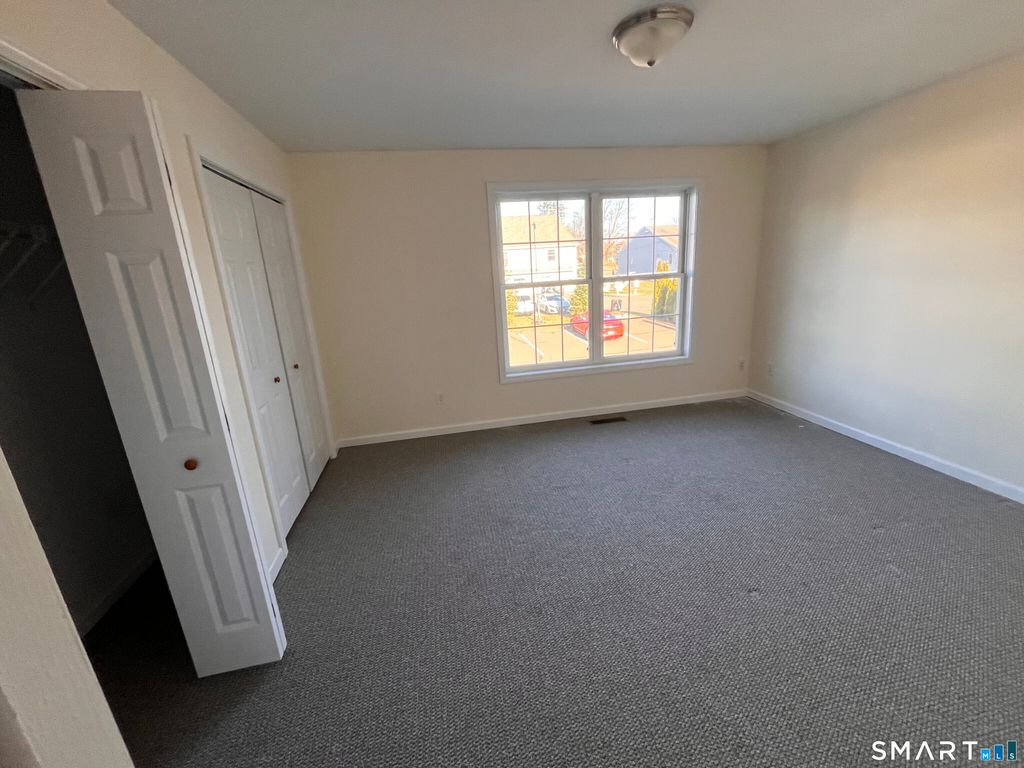 2470 Boston Post Road 3, Guilford, CT 06437