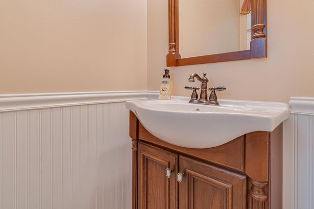 306 CHARLES ST, Southampton, PA 18966