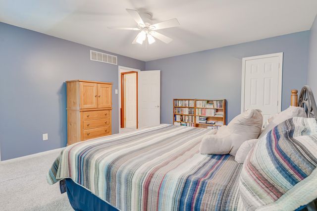 306 CHARLES ST, Southampton, PA 18966