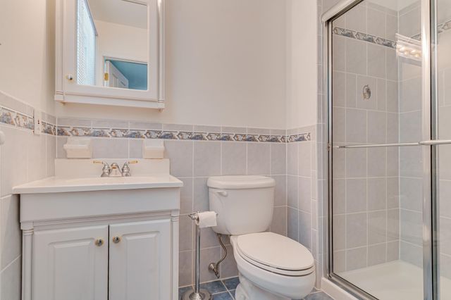 306 CHARLES ST, Southampton, PA 18966