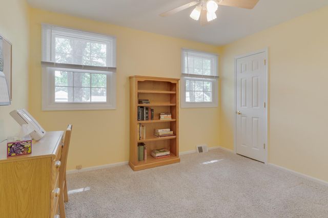306 CHARLES ST, Southampton, PA 18966
