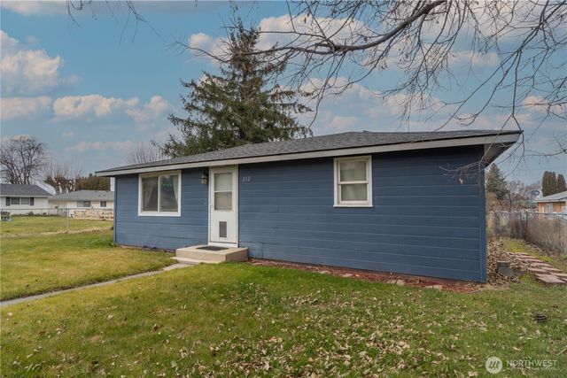 212 E 6th Avenue, Warden, WA 98857