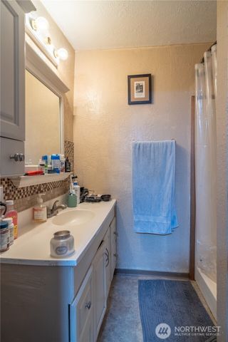 212 E 6th Avenue, Warden, WA 98857