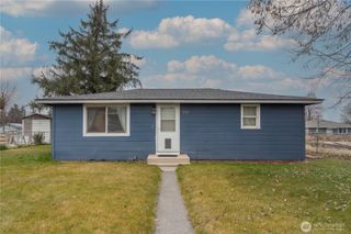 212 E 6th Avenue, Warden, WA 98857