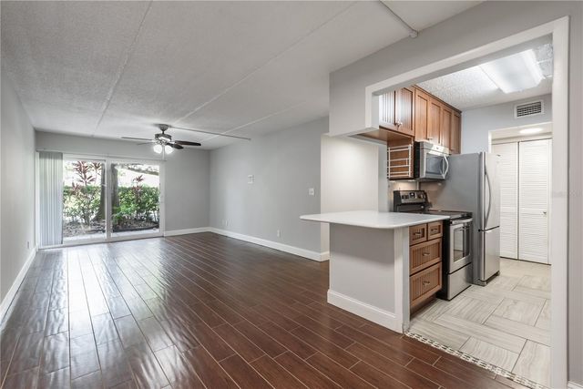 3325 BAYSHORE BOULEVARD A17, Tampa, FL 33629